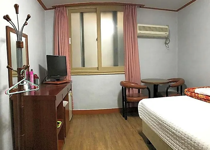 Motel J