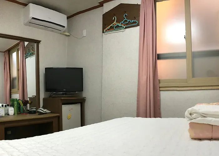 Motel J